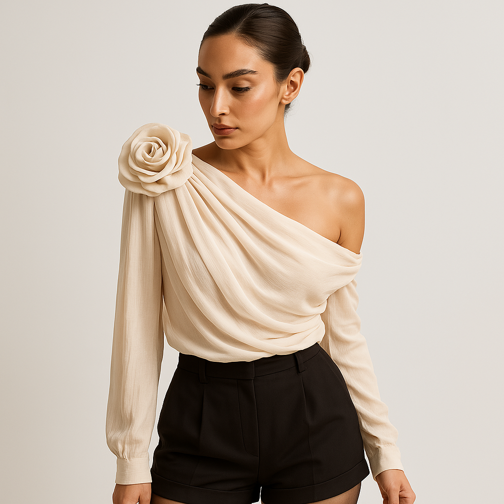 Blouse asymétrique beige | Détails floraux 3D