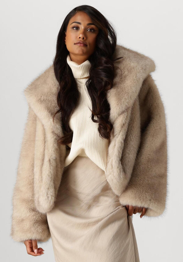 Faux Fur Oversized Coat | Turn Down Collar | Winter Warmth