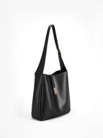 Load image into Gallery viewer, Casual and Chic Four Seasons Shoulder Bag