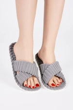 Load image into Gallery viewer, Fondamentale Corduroy Cross-Band Slippers | Plush Sole | Indoor Comfort