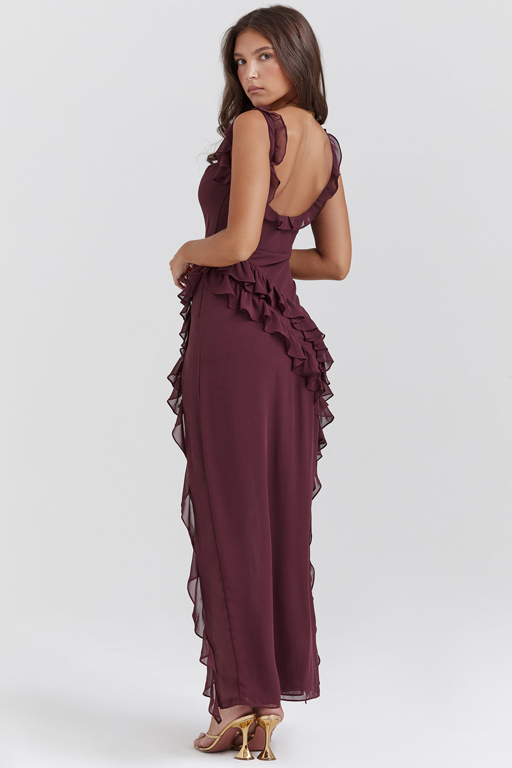 Robe Maxi Ruffle Split | Bretelles Carrées, Sans Manches, Ourlet Drapé
