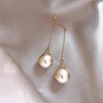 Load image into Gallery viewer, Clarté Pearl Drop Earrings | Sculpted Gold Frame
