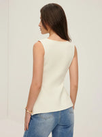 Load image into Gallery viewer, Métier Knit Vest | Button Front | Split Hem
