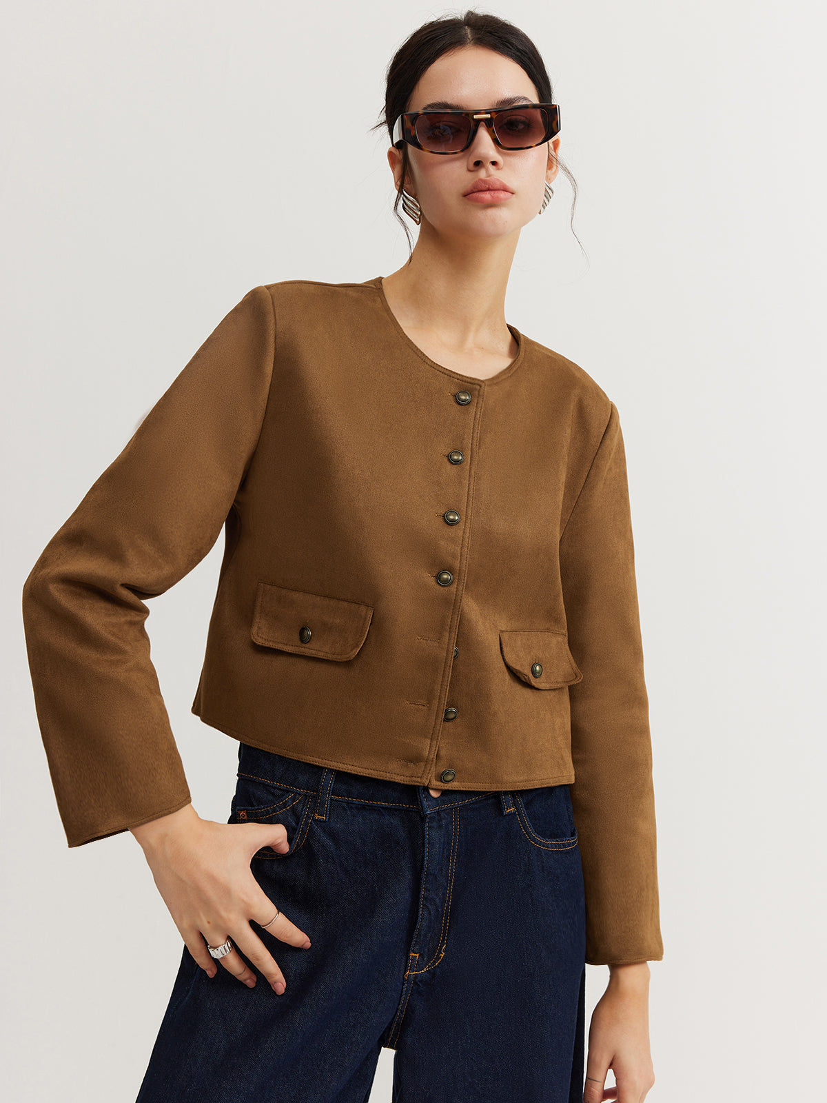 Veste Cropped Bouton Fondamentale | Silhouette Minimaliste | Col Rond