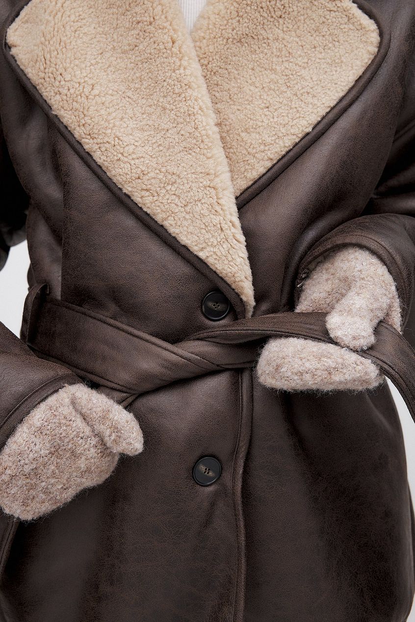 Faux Shearling Coat | Turn-Down Collar | Side Zip Closure